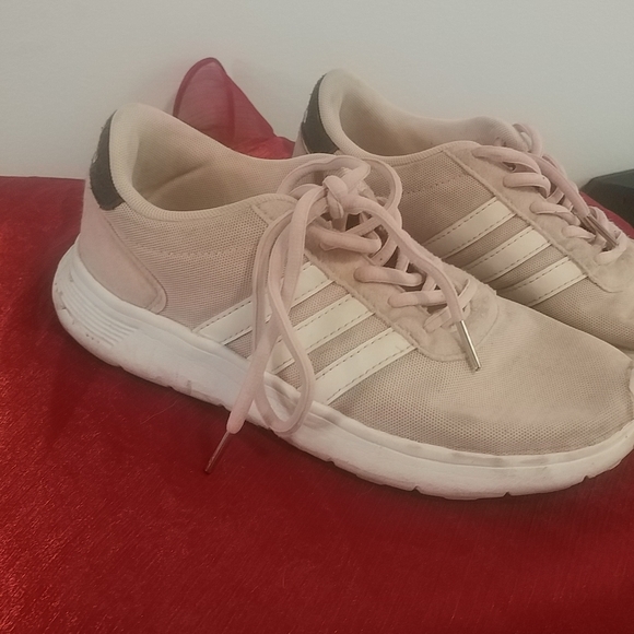 Baby pink adidas runners as is - Picture 2 of 4